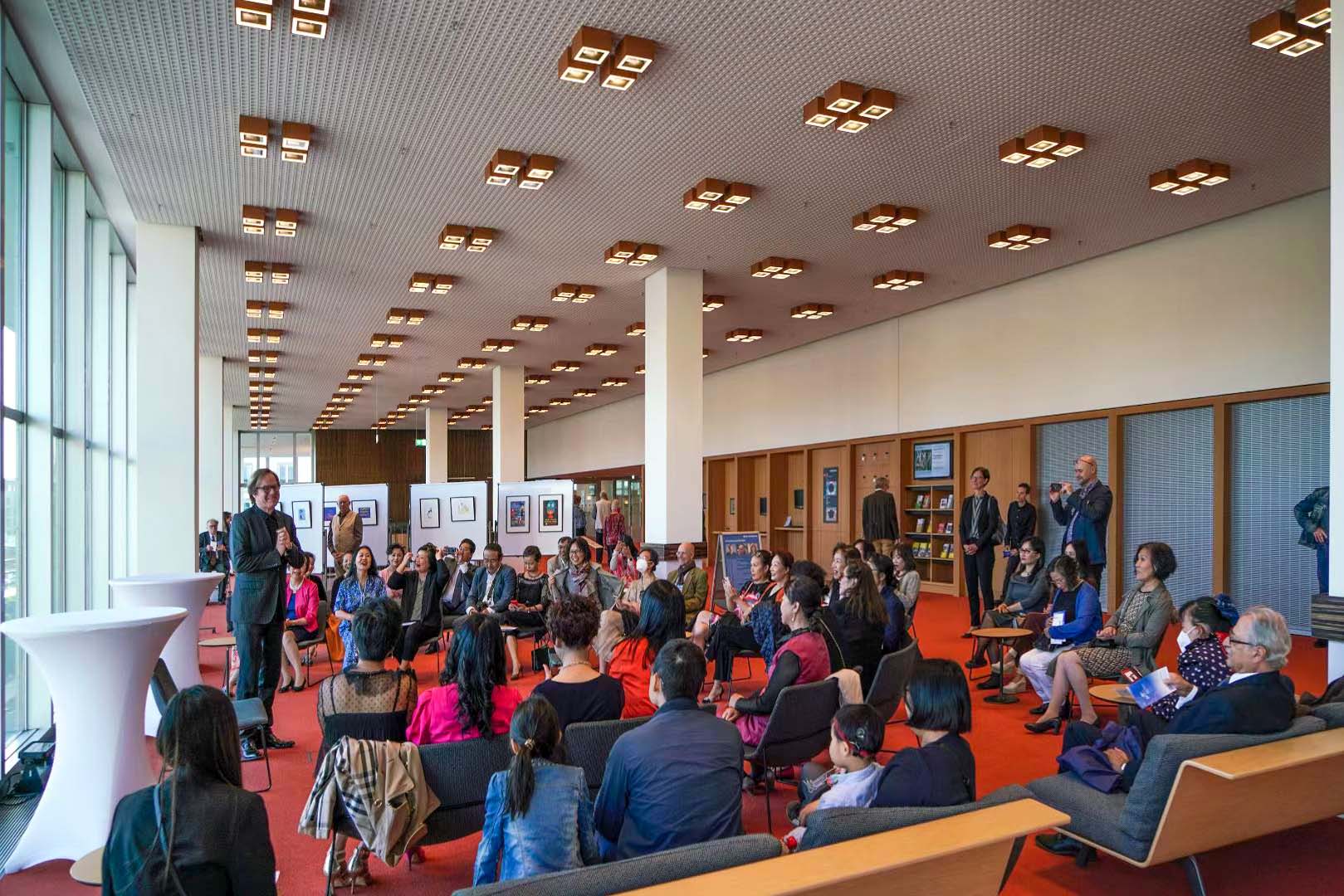 柏林女人天下参加德累斯顿音乐节